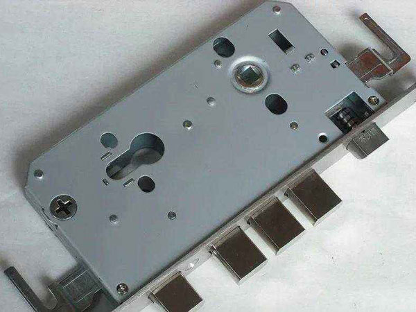 峨眉山24小时上门开锁公司